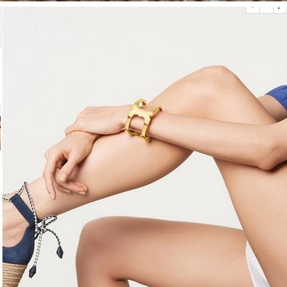 Tory Burch Gemini Link Cuff - Picture 16 of 16